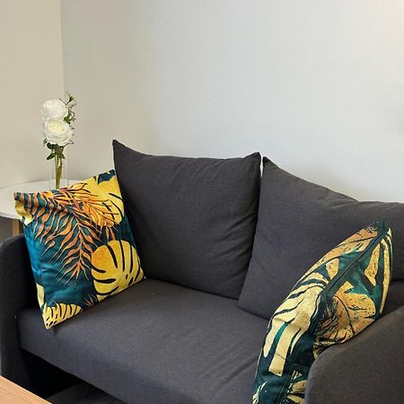 Posh Executive Studio London Thamesmead  Εξωτερικό φωτογραφία