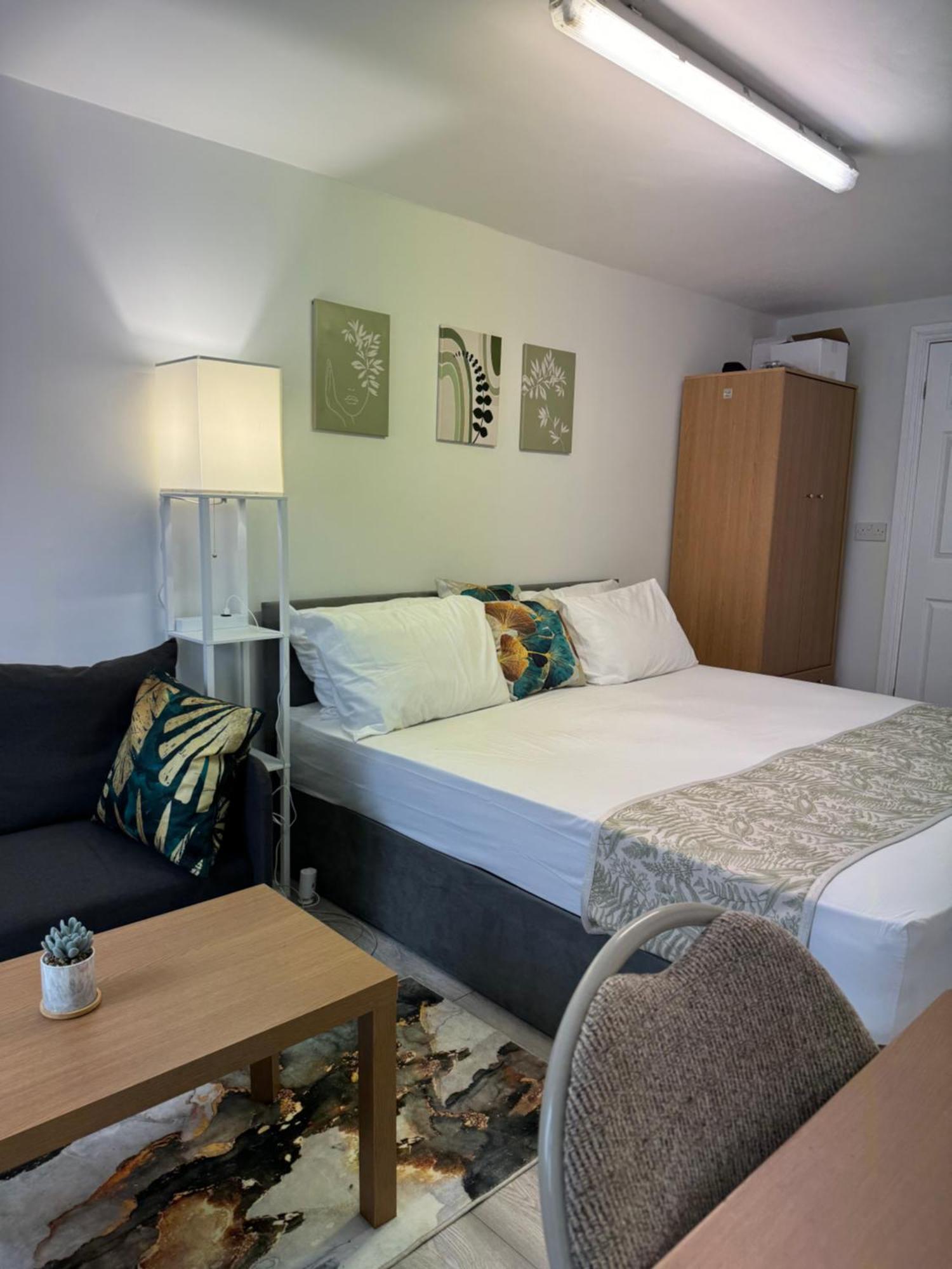 Posh Executive Studio London Thamesmead  Εξωτερικό φωτογραφία