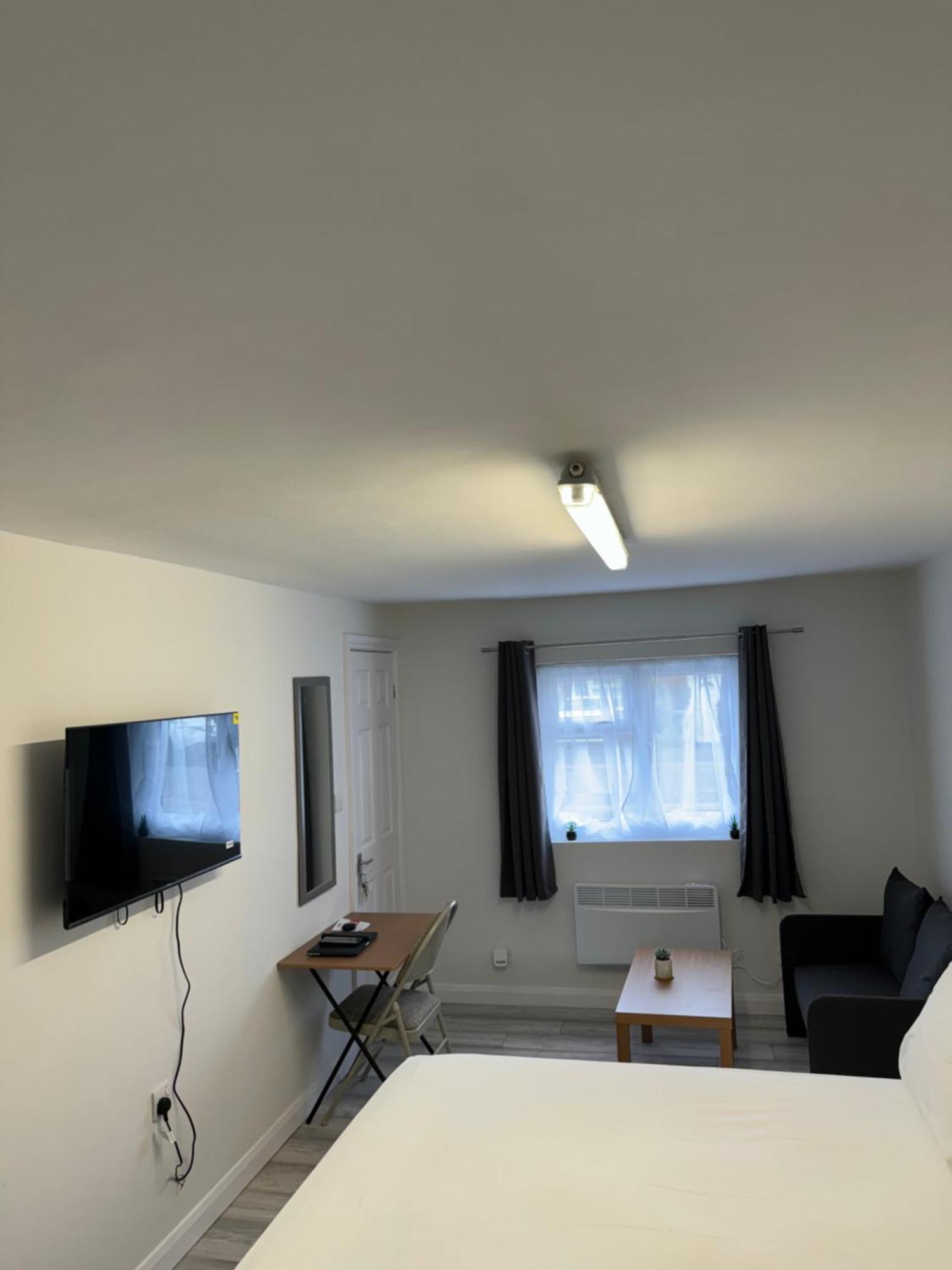 Posh Executive Studio London Thamesmead  Εξωτερικό φωτογραφία